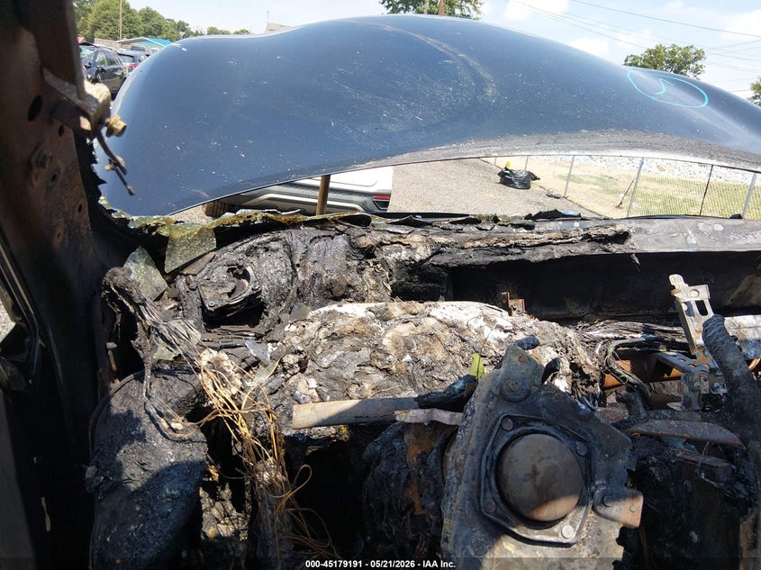 2014 Infiniti Qx80 VIN JN8AZ2NF5E9552491 IAAI salvage auction — INTERIOR BURN, Salvage (South Carolina), sold $300 on 2026-07-07 (photo 7)