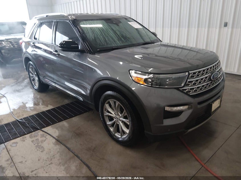 2021 Ford Explorer VIN 1FMSK8FH4MGB72586 IAAI salvage auction — HAIL, Salvage Title, sold $8,100 on 2026-08-01 (photo 1)