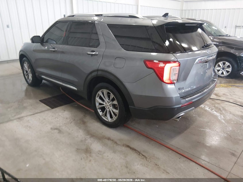 2021 Ford Explorer VIN 1FMSK8FH4MGB72586 IAAI salvage auction — HAIL, Salvage Title, sold $8,100 on 2026-08-01 (photo 3)