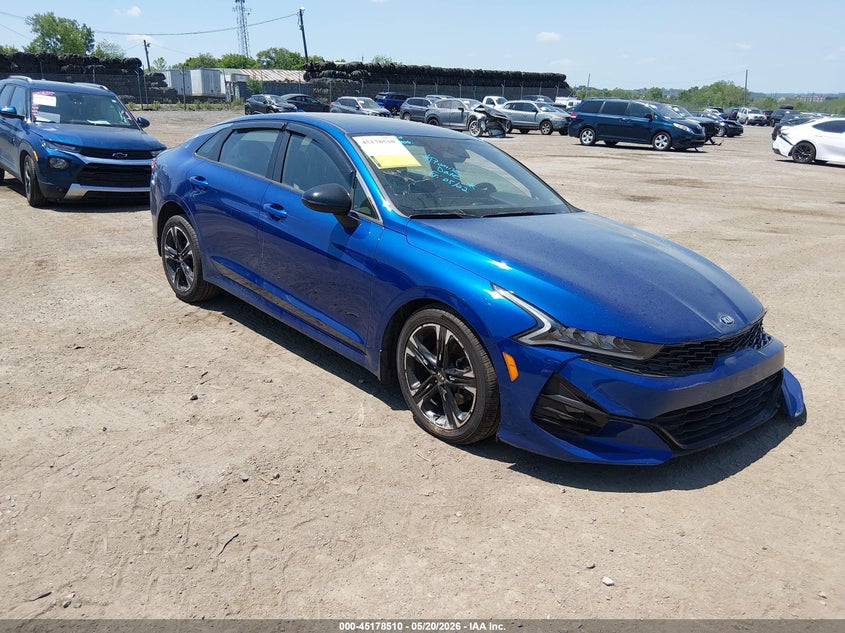 2021 Kia K5 VIN 5XXG64J20MG008513 IAAI salvage auction — RIGHT FRONT, Salvage (Pennsylvania), sold $3,575 on 2026-07-24 (photo 1)