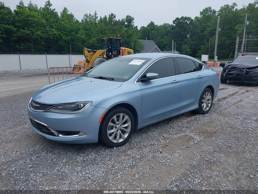 2015 Chrysler 200 VIN 1C3CCCCB2FN612672 IAAI salvage auction — NORMAL WEAR, Repossessed (Missouri), sold $275 on 2026-07-09 (photo 2)