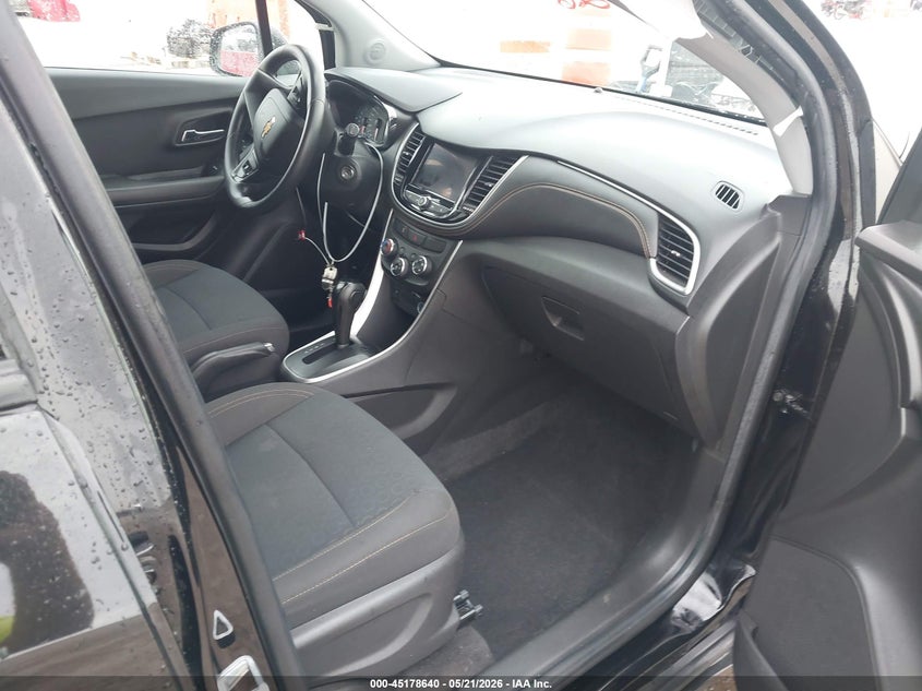 2020 Chevrolet Trax VIN KL7CJKSB8LB057623 IAAI salvage auction — RIGHT SIDE, Salvage (Texas), sold $2,450 on 2026-07-15 (photo 5)