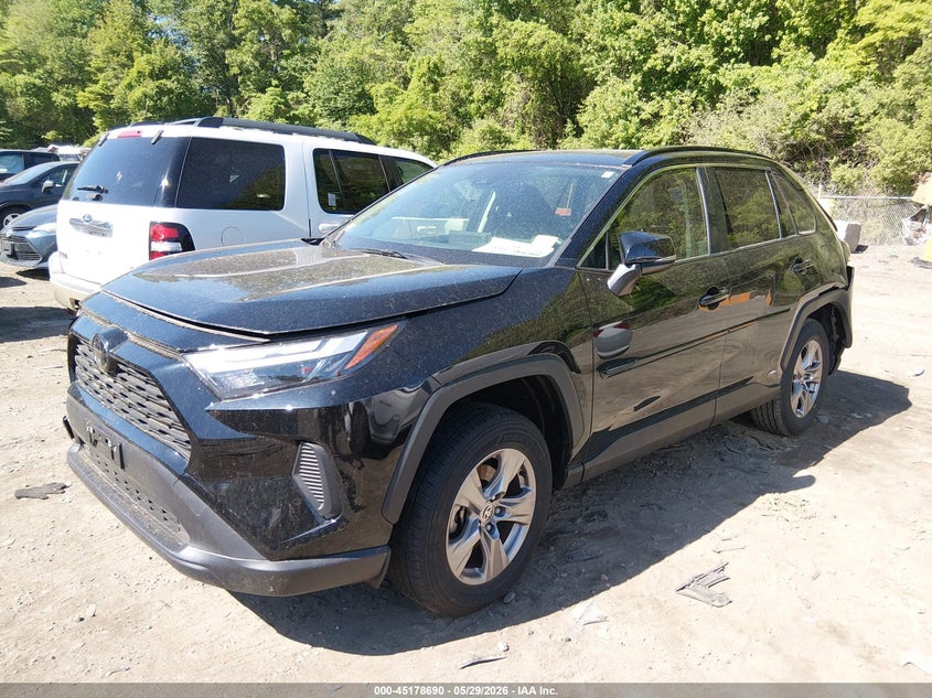 2025 Toyota Rav 4 VIN JTMRWRFV4SD277713 IAAI salvage auction — REAR END, Salvage (Massachusetts), sold $15,525 on 2026-07-28 (photo 2)