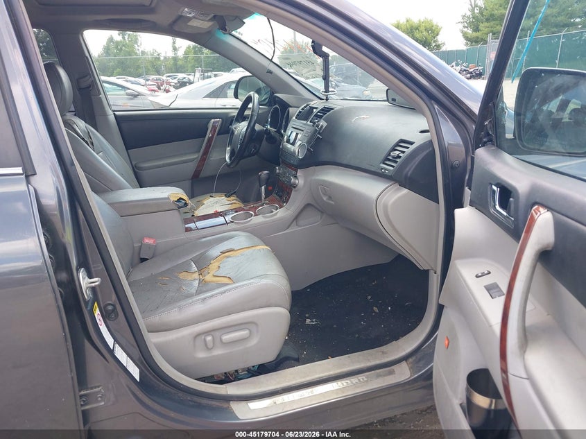2012 Toyota Highlander VIN 5TDDK3EH7CS145274 IAAI salvage auction — NORMAL WEAR, Salvage Title, sold $1,350 on 2026-07-29 (photo 5)
