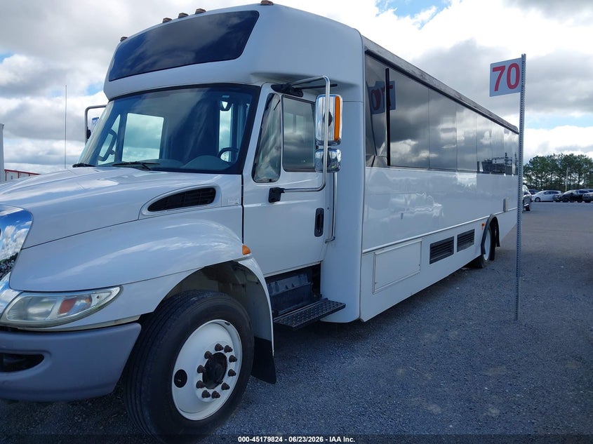 2017 Ic corporation 3000 VIN 4DRASAAN2HH474474 IAAI salvage auction — NORMAL WEAR, Sf97 (Georgia), sold $9,550 on 2026-07-16 (photo 2)
