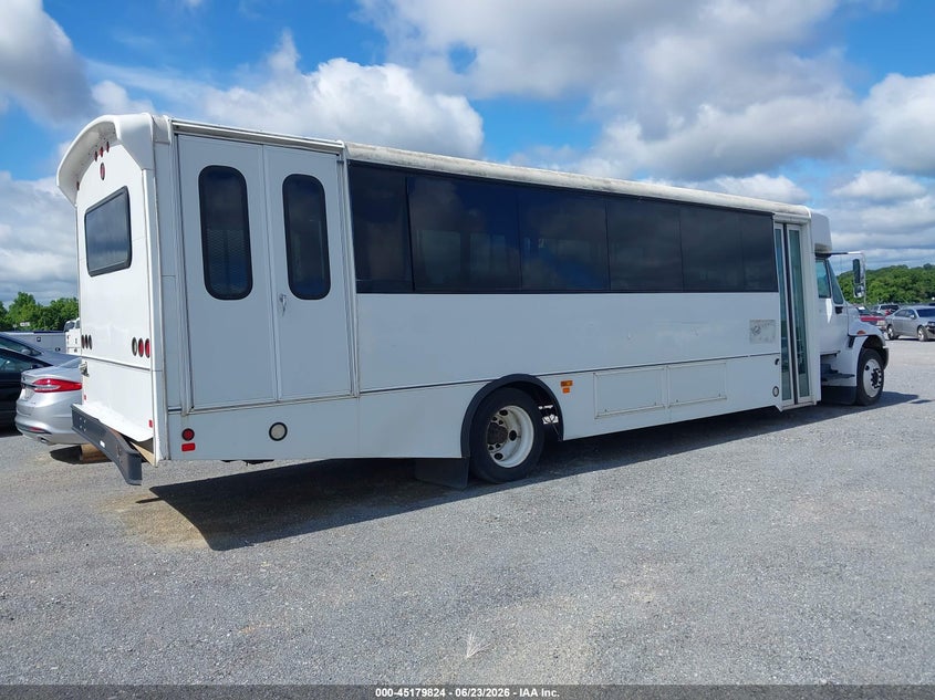 2017 Ic corporation 3000 VIN 4DRASAAN2HH474474 IAAI salvage auction — NORMAL WEAR, Sf97 (Georgia), sold $9,550 on 2026-07-16 (photo 3)