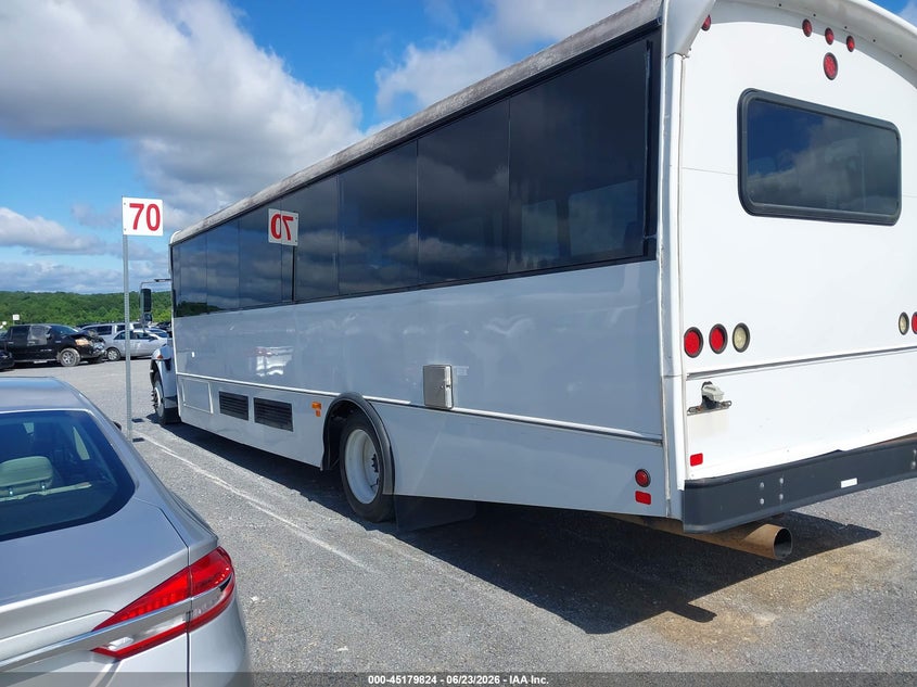 2017 Ic corporation 3000 VIN 4DRASAAN2HH474474 IAAI salvage auction — NORMAL WEAR, Sf97 (Georgia), sold $9,550 on 2026-07-16 (photo 4)