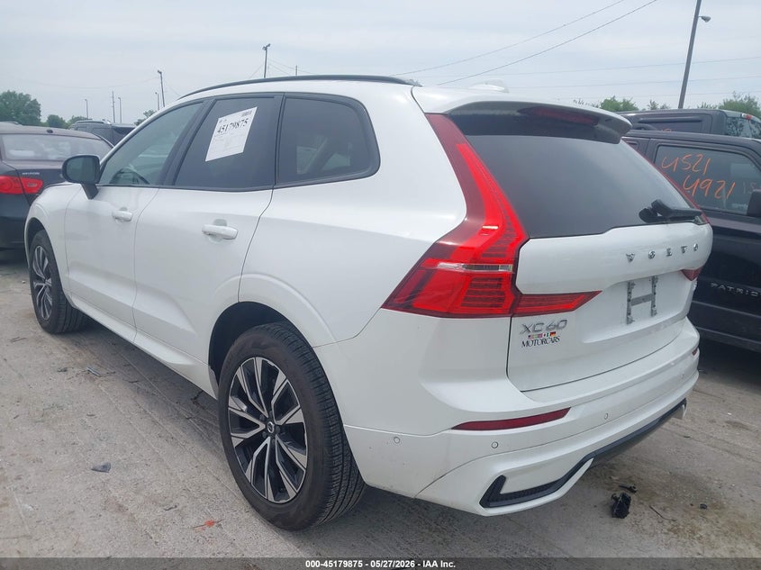 2025 Volvo Xc60 VIN YV4M12RC5S1087587 IAAI salvage auction — HAIL, Salvage Title, sold $23,050 on 2026-07-14 (photo 3)
