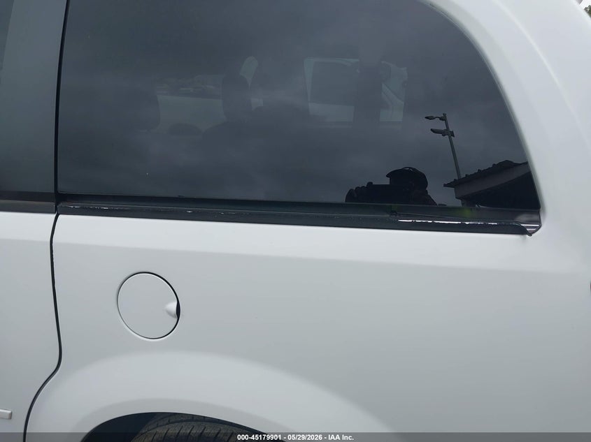 2014 Dodge Grand caravan VIN 2C4RDGBG6ER379923 IAAI salvage auction — NORMAL WEAR, Sf97 (Mississippi), sold $13,175 on 2026-07-16 (photo 6)