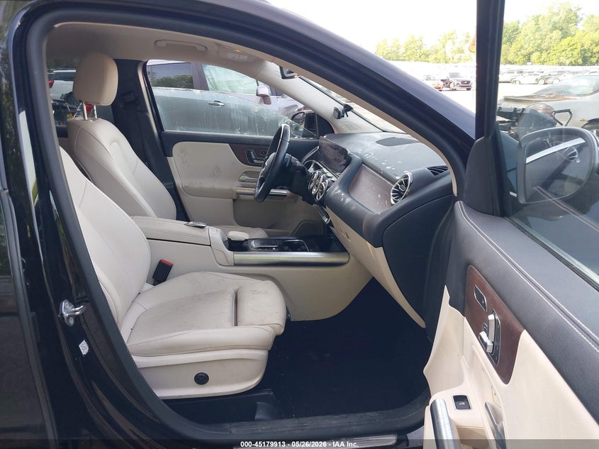 2022 Mercedes-benz Gla-klasse VIN W1N4N4HB8NJ370588 IAAI salvage auction — LEFT FRONT, Clear (Michigan), sold $9,600 on 2026-07-31 (photo 5)