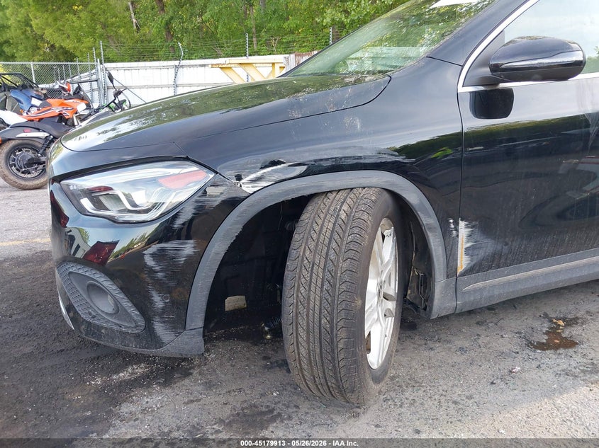 2022 Mercedes-benz Gla-klasse VIN W1N4N4HB8NJ370588 IAAI salvage auction — LEFT FRONT, Clear (Michigan), sold $9,600 on 2026-07-31 (photo 6)