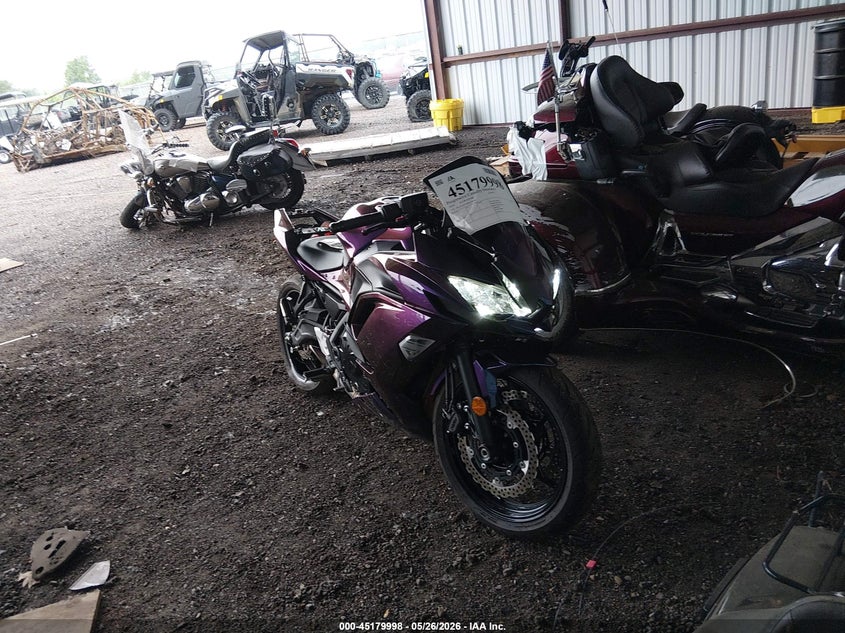 2024 Kawasaki Ninja VIN ML5EXEP12RDAC6594 IAAI salvage auction — REAR END, Salvage (Tennessee), sold $1,150 on 2026-07-29 (photo 1)