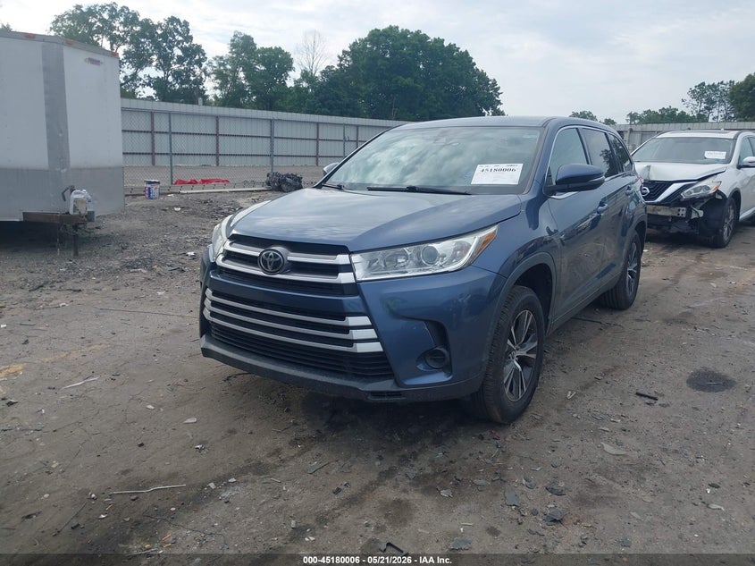 2019 Toyota Highlander VIN 5TDZARFH9KS057352 IAAI salvage auction — REAR END, Salvage (Georgia), sold $7,500 on 2026-07-29 (photo 2)