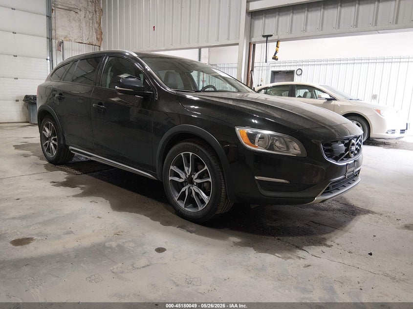 2016 Volvo V60 cross country VIN YV4612HK4G1006040 IAAI salvage auction — NORMAL WEAR, Salvage Title, sold $1,150 on 2026-07-10 (photo 1)