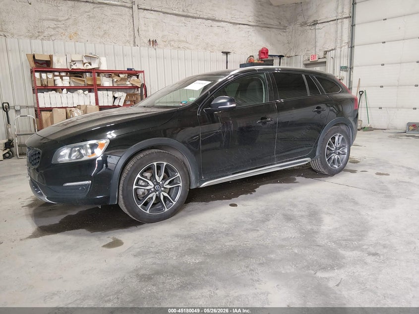 2016 Volvo V60 cross country VIN YV4612HK4G1006040 IAAI salvage auction — NORMAL WEAR, Salvage Title, sold $1,150 on 2026-07-10 (photo 2)