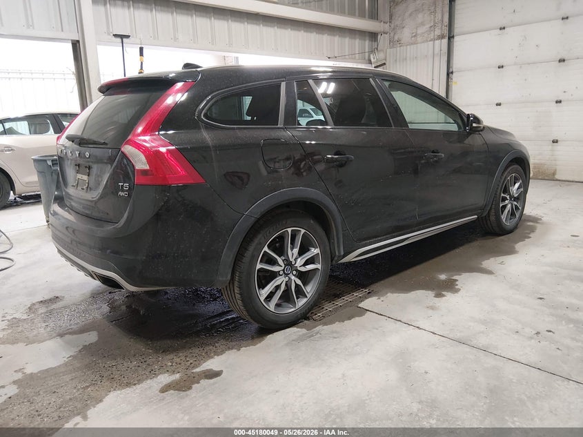 2016 Volvo V60 cross country VIN YV4612HK4G1006040 IAAI salvage auction — NORMAL WEAR, Salvage Title, sold $1,150 on 2026-07-10 (photo 4)