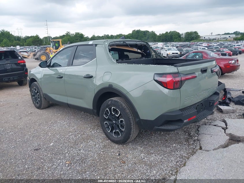 2024 Hyundai Santa cruz VIN 5NTJBDAE8RH085221 IAAI salvage auction — HAIL, Clear (Missouri), sold $10,000 on 2026-07-31 (photo 3)