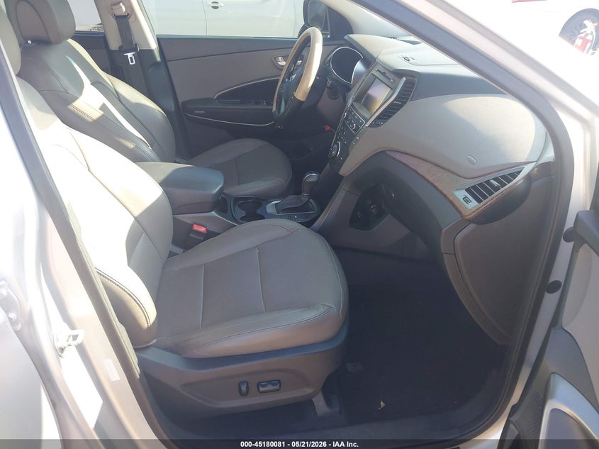 2018 Hyundai Santa fe VIN 5XYZU3LB3JG500501 IAAI salvage auction — FRONT END, Rebuildable (Florida), sold $2,050 on 2026-07-28 (photo 5)