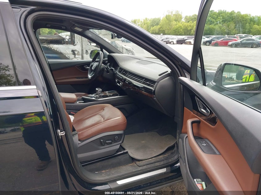 2018 Audi Q7 VIN WA1VAAF77JD018383 IAAI salvage auction — REAR END, Clear (Michigan), sold $6,750 on 2026-07-20 (photo 5)