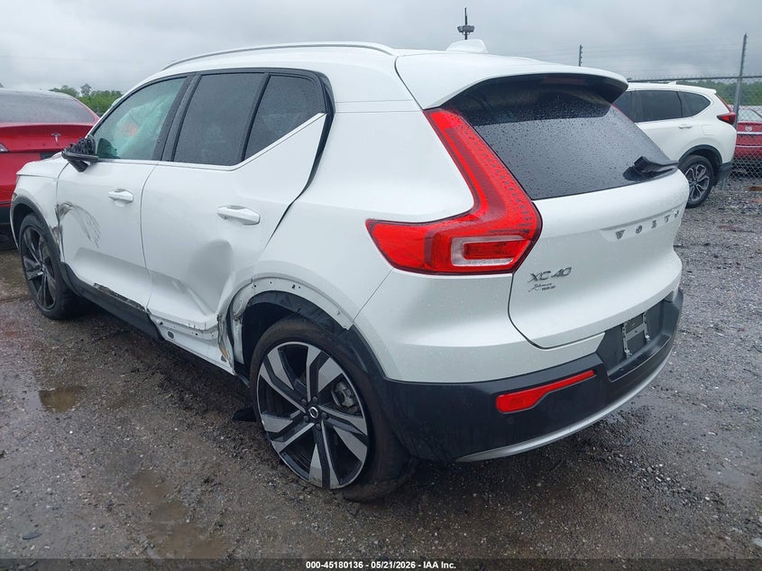 2024 Volvo Xc40 VIN YV4L12UF7R2351653 IAAI salvage auction — SIDE, Salvage (Pennsylvania), sold $7,050 on 2026-08-05 (photo 3)