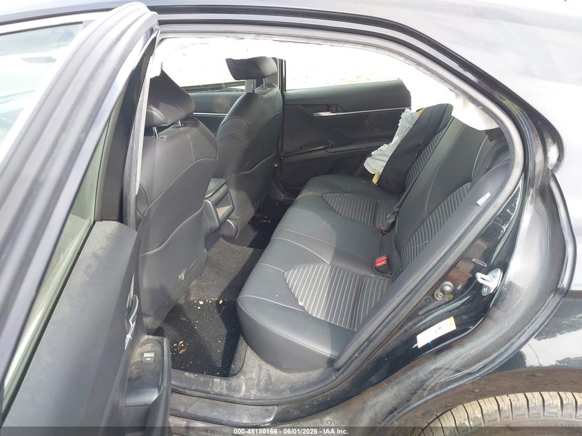 2018 Toyota Camry VIN JTNB11HK5J3013582 IAAI salvage auction — RIGHT SIDE, Salvage Title, sold $4,400 on 2026-07-08 (photo 8)