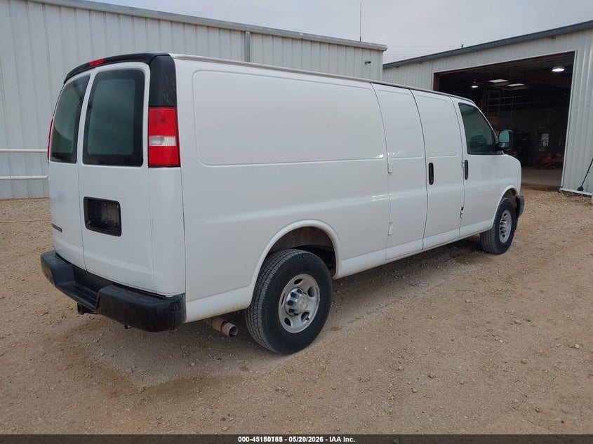 2017 Chevrolet Express 3500 VIN 1GCZGHFG4H1272899 IAAI salvage auction — NORMAL WEAR, Sf97 (Texas), sold $23,150 on 2026-07-07 (photo 4)