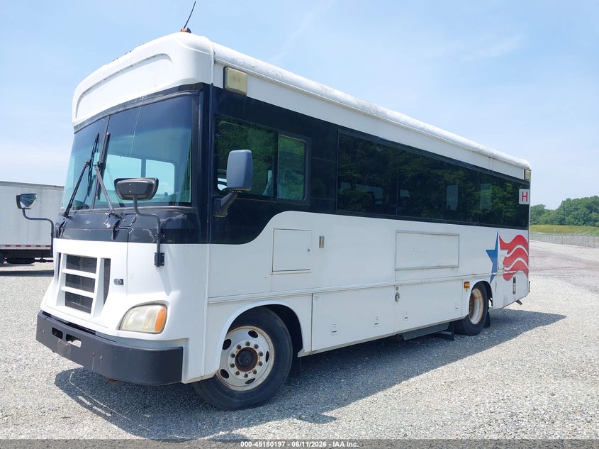 2013 Freightliner Chassis VIN 4UZADEDT5DCFF5048 IAAI salvage auction — NORMAL WEAR, SF97 (Maryland), sold $2,525 on 2026-07-31 (photo 2)
