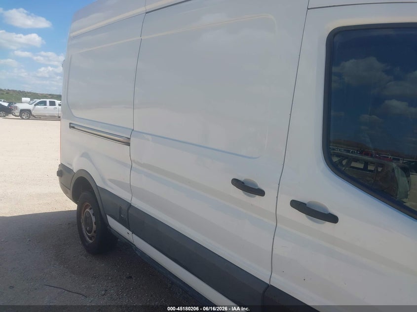 2018 Ford Transit-350 VIN 1FTBW2XM9JKB06500 IAAI salvage auction — NORMAL WEAR, Sf97 (Texas), sold $24,025 on 2026-07-07 (photo 6)