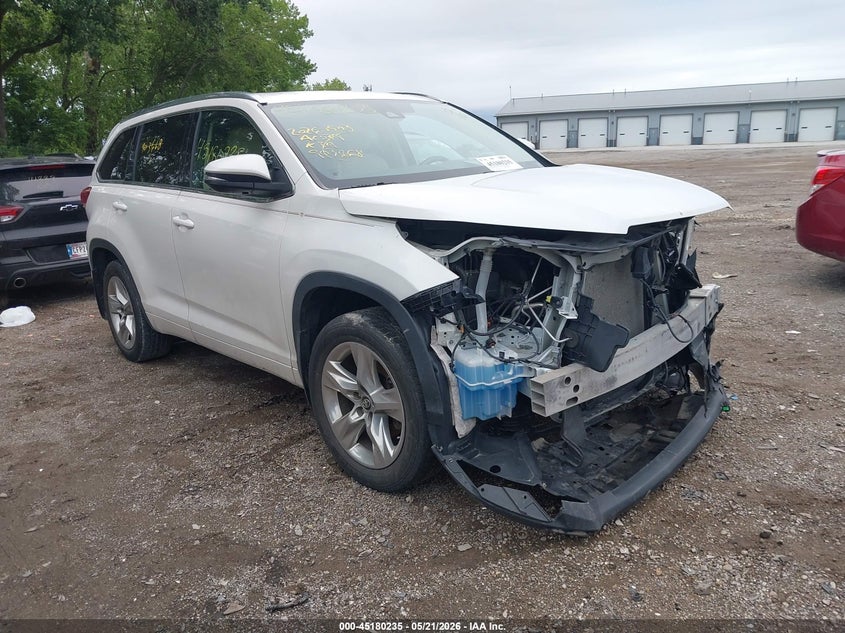 2018 Toyota Highlander VIN 5TDDZRFH3JS903668 IAAI salvage auction — FRONT END, Clear (Indiana), sold $9,900 on 2026-07-15 (photo 1)