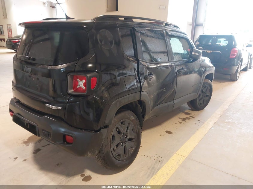 2017 Jeep Renegade VIN ZACCJBCB1HPE83734 IAAI salvage auction — LEFT & RIGHT, Salvage (North Carolina), sold $725 on 2026-07-06 (photo 4)