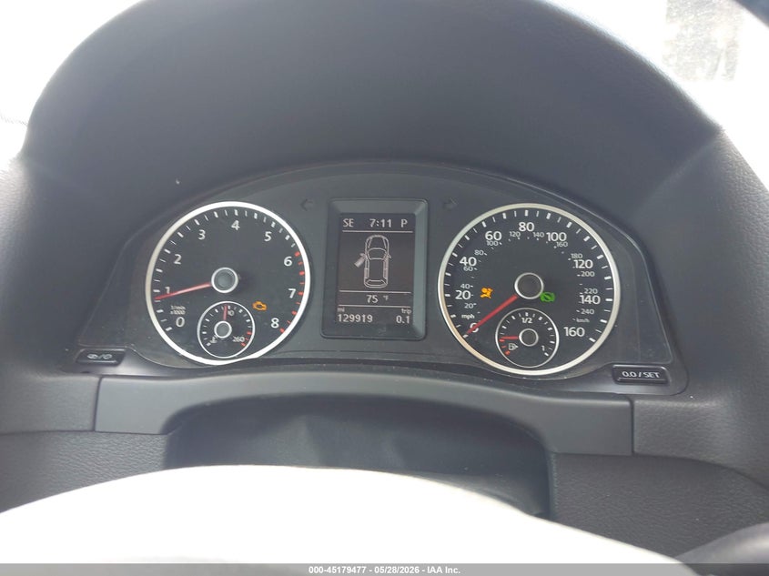 2017 Volkswagen Tiguan VIN WVGSV7AX2HK002486 IAAI salvage auction — FRONT END, Salvage Title, sold $1,750 on 2026-07-24 (photo 7)