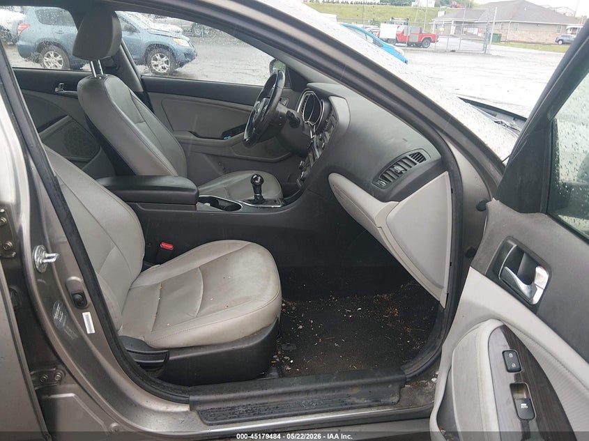 2014 Kia Optima VIN 5XXGN4A72EG344194 IAAI salvage auction — FRONT END, Salvage (West Virginia), sold $700 on 2026-07-09 (photo 5)