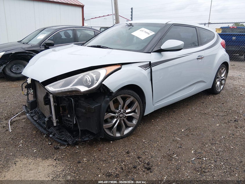 2015 Hyundai Veloster VIN KMHTC6AD8FU218290 IAAI salvage auction — FRONT END, Clear (Indiana), sold $1,550 on 2026-07-08 (photo 6)