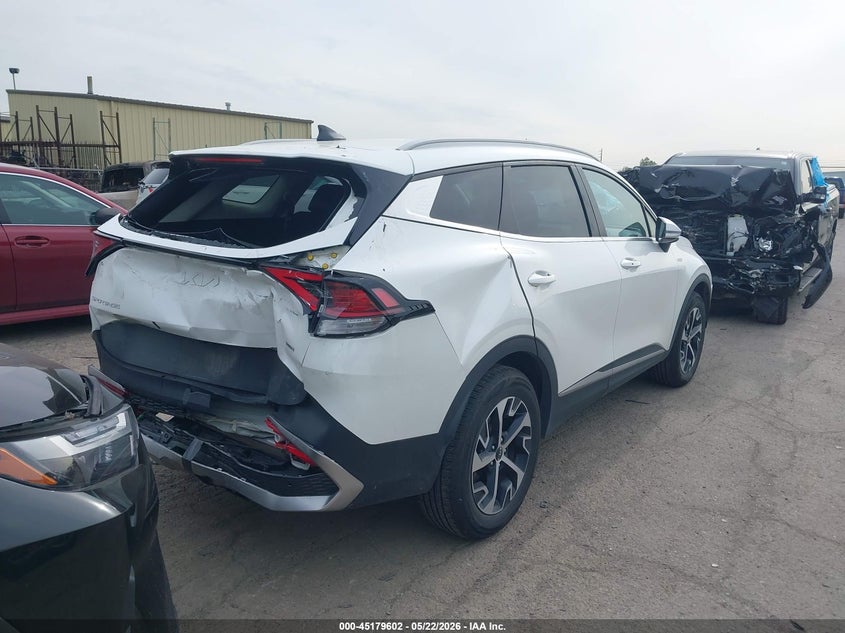 2023 Kia Sportage VIN KNDPVCAG6P7067202 IAAI salvage auction — REAR END, Clear (Michigan), sold $7,000 on 2026-07-30 (photo 4)