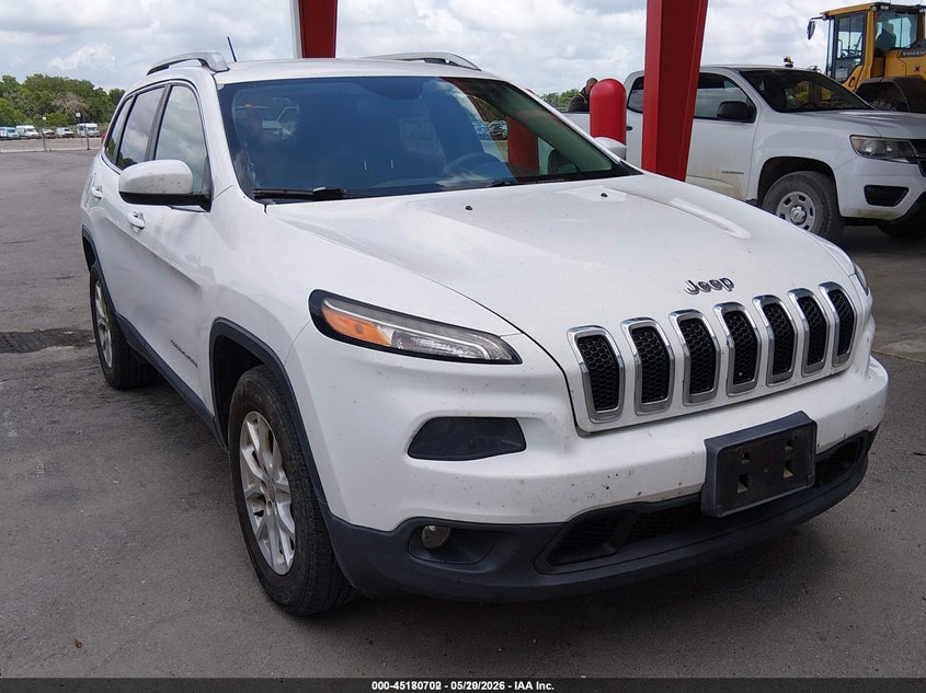 2018 Jeep Cherokee VIN 1C4PJMCB5JD528465 IAAI salvage auction — NORMAL WEAR, Sf97 (Washington), sold $8,600 on 2026-07-09 (photo 1)