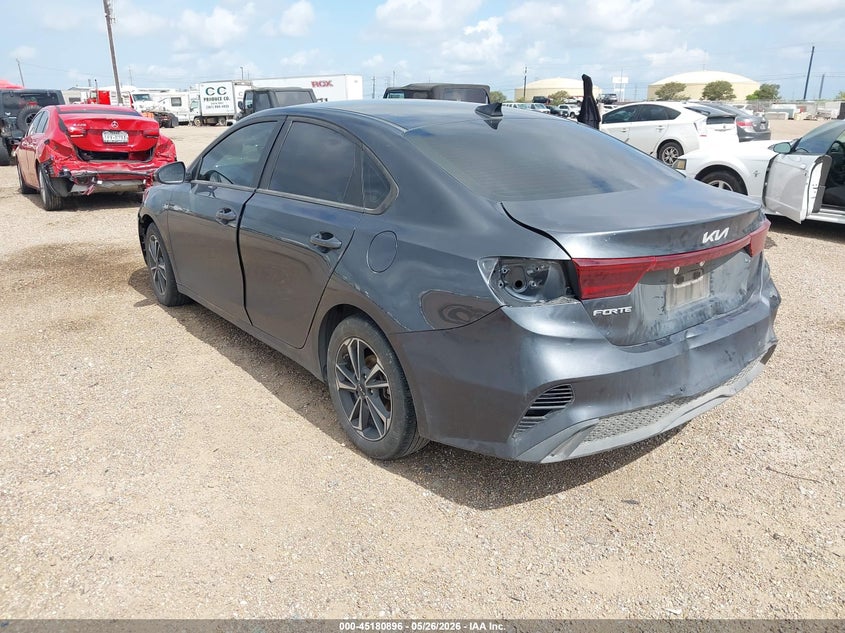 2024 Kia Forte VIN 3KPF24AD6RE800125 IAAI salvage auction — REAR END, Original (Texas), sold $7,250 on 2026-07-29 (photo 3)