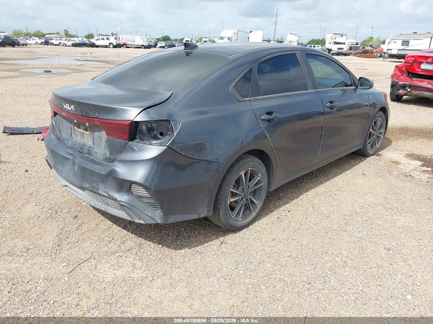 2024 Kia Forte VIN 3KPF24AD6RE800125 IAAI salvage auction — REAR END, Original (Texas), sold $7,250 on 2026-07-29 (photo 4)