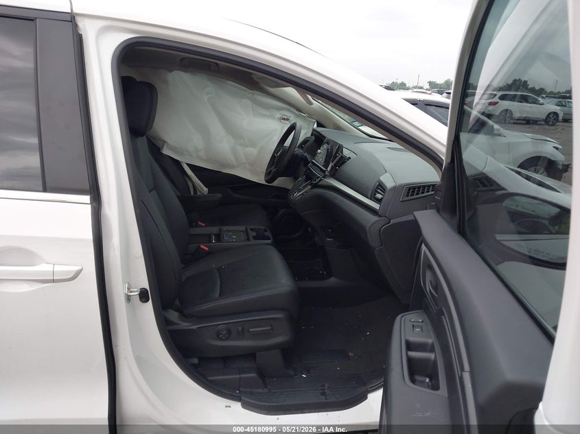 2026 Honda Odyssey VIN 5FNRL6H60TB005666 IAAI salvage auction — LEFT SIDE, Original (Texas), sold $17,750 on 2026-07-29 (photo 5)