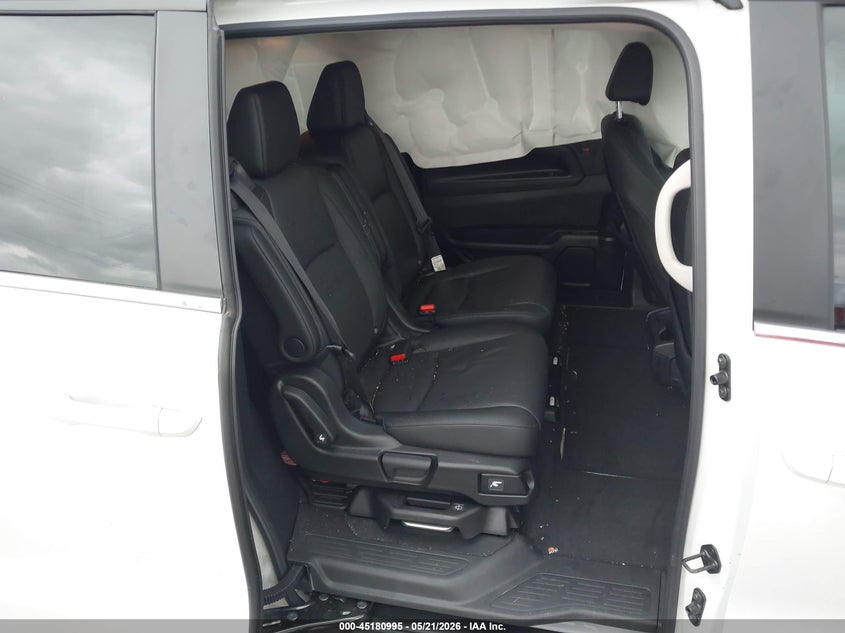 2026 Honda Odyssey VIN 5FNRL6H60TB005666 IAAI salvage auction — LEFT SIDE, Original (Texas), sold $17,750 on 2026-07-29 (photo 8)