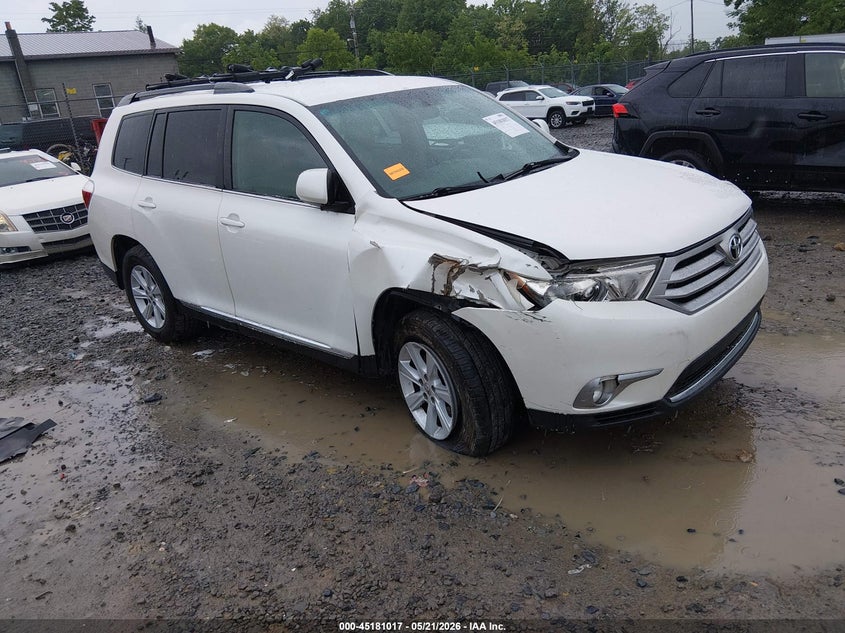 2012 Toyota Highlander VIN 5TDBK3EH0CS095275 IAAI salvage auction — RIGHT FRONT, Salvage (West Virginia), sold $2,250 on 2026-07-08 (photo 1)