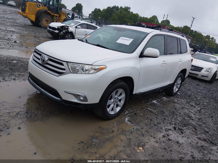 2012 Toyota Highlander VIN 5TDBK3EH0CS095275 IAAI salvage auction — RIGHT FRONT, Salvage (West Virginia), sold $2,250 on 2026-07-08 (photo 2)