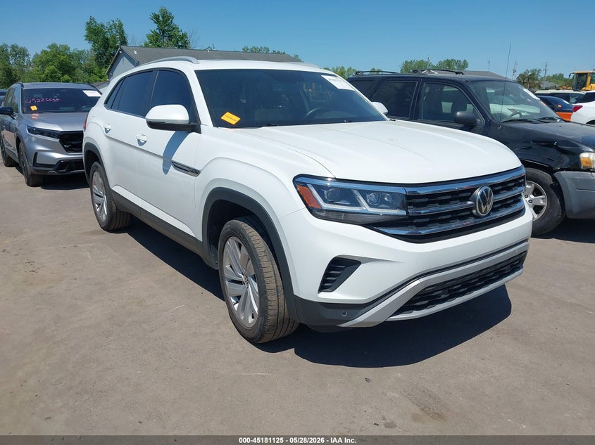 2021 Volkswagen Atlas cross sport VIN 1V2JC2CAXMC211950 IAAI salvage auction — HAIL, Salvage Title, sold $7,325 on 2026-07-21 (photo 1)