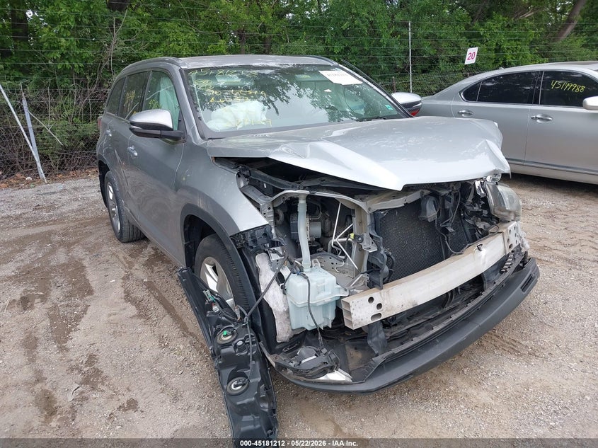 2016 Toyota Highlander VIN 5TDDKRFH7GS287129 IAAI salvage auction — FRONT END, Salvage (Indiana), sold $6,625 on 2026-07-08 (photo 6)