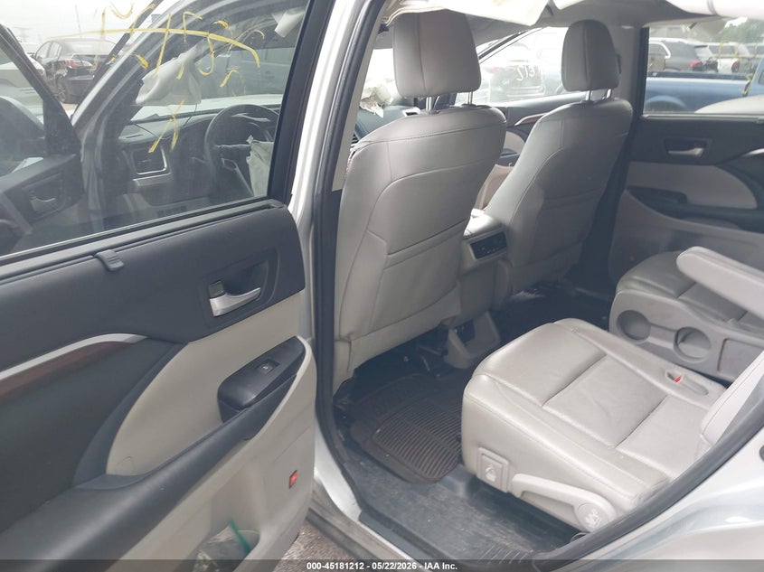 2016 Toyota Highlander VIN 5TDDKRFH7GS287129 IAAI salvage auction — FRONT END, Salvage (Indiana), sold $6,625 on 2026-07-08 (photo 8)