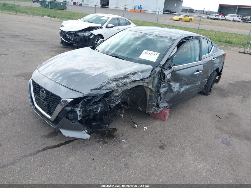2022 Nissan Altima VIN 1N4BL4BV8NN417625 IAAI salvage auction — LEFT SIDE, Salvage Title, sold $1,850 on 2026-07-27 (photo 2)