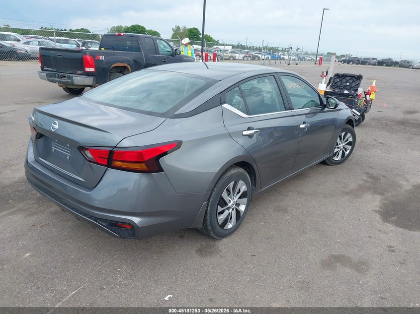 2022 Nissan Altima VIN 1N4BL4BV8NN417625 IAAI salvage auction — LEFT SIDE, Salvage Title, sold $1,850 on 2026-07-27 (photo 4)
