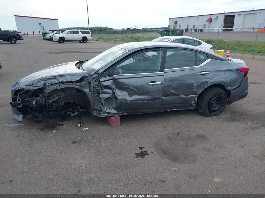 2022 Nissan Altima VIN 1N4BL4BV8NN417625 IAAI salvage auction — LEFT SIDE, Salvage Title, sold $1,850 on 2026-07-27 (photo 6)