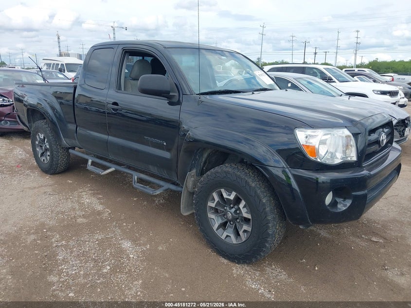 2011 Toyota Tacoma VIN 5TFTU4GN0BX004263 IAAI salvage auction — REAR END, Original (Texas), sold $3,400 on 2026-07-29 (photo 1)