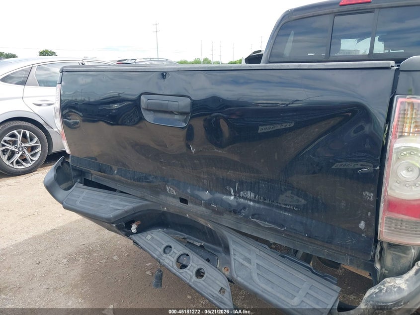 2011 Toyota Tacoma VIN 5TFTU4GN0BX004263 IAAI salvage auction — REAR END, Original (Texas), sold $3,400 on 2026-07-29 (photo 6)