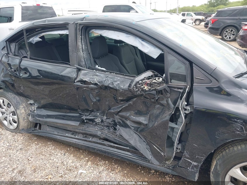 2021 Toyota Corolla VIN JTDEPMAE6MJ172231 IAAI salvage auction — SIDE, Salvage (Texas), sold $3,300 on 2026-07-20 (photo 6)
